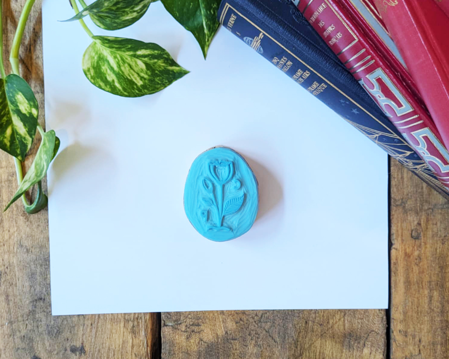 Tampon ex-libris « Tulipe » personnalisable – Gravé à la main à Lyon sur bois flotté – Image 5