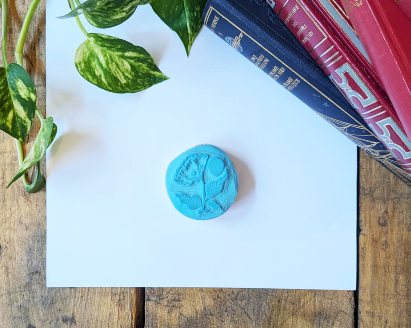 Tampon ex-libris « Fleur » personnalisable – Gravé à la main à Lyon sur bois flotté – Image 5